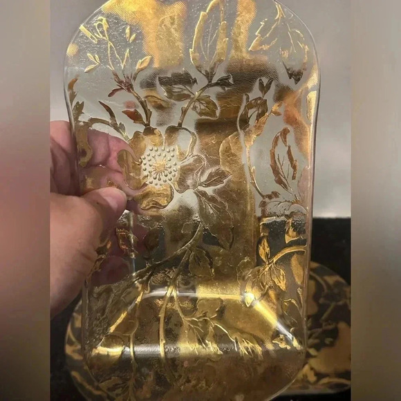 Vintage Glass Trinket Tray 22K GOLD Overlay Raised Floral Design set of 2 - Picture 3 of 3